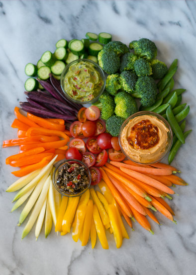 Rainbow Veggie Platter and Easy Chunky Guacamole